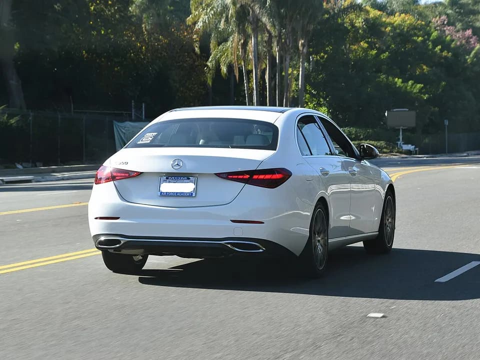 Mercedes-Benz C300 AMG Line 2022 — W206 New Shape